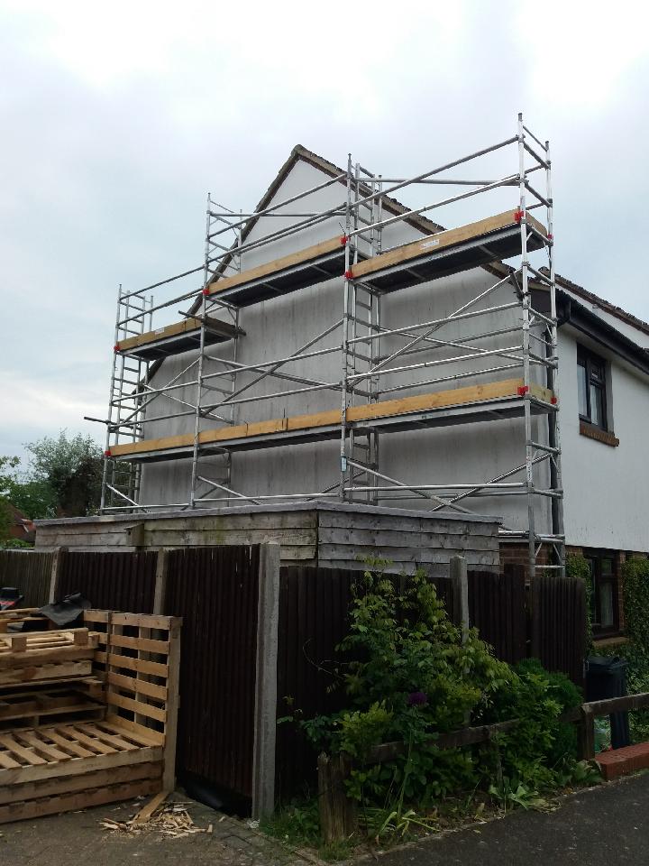 Gable end access tower scaffold